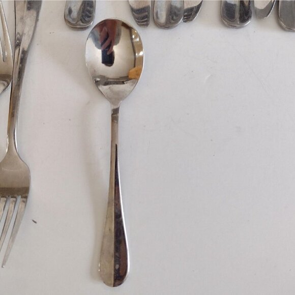 Lot 38pcs Phaltzgraff 18/0 Legacy Stainless Steel Flatware Knives Forks Spoons - Picture 7 of 9